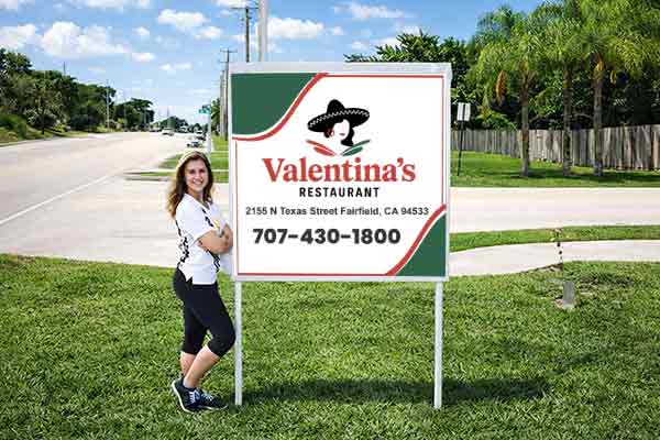 4x4 auction sign with metal post kit installed outdoors