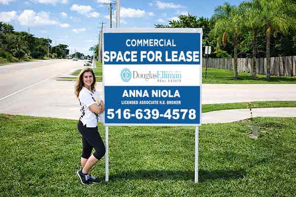 4x4 Douglas Elliman sign with metal post kit installed