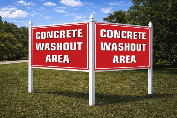 4x8 auction sign mounted in arrow post for auction listing