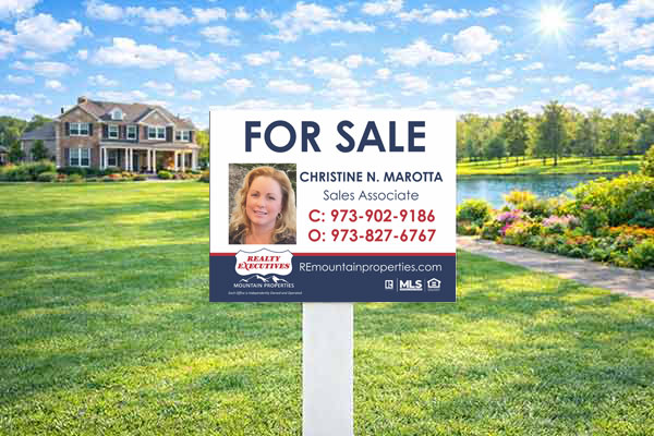 18x24 Realty Executives yard sign for residential listings