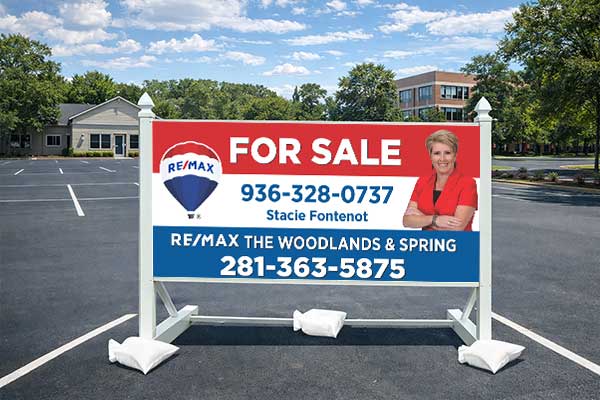 4x8 RE/MAX real estate sign installed outdoors
